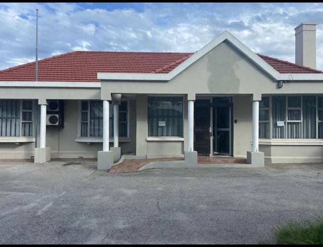 BUSINESS FOR SALE IN MILL PARK